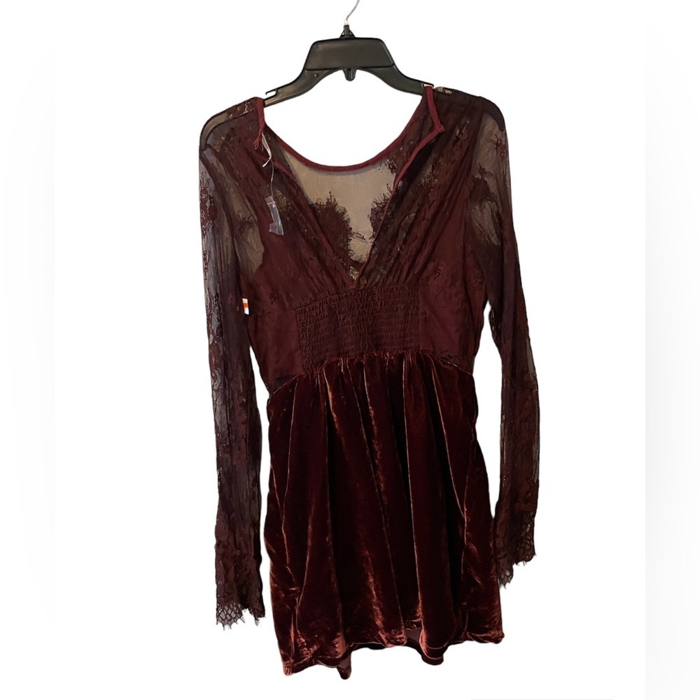 - NWOT FREE PEOPLE DRESS burgundy color - Picture 3 of 10
